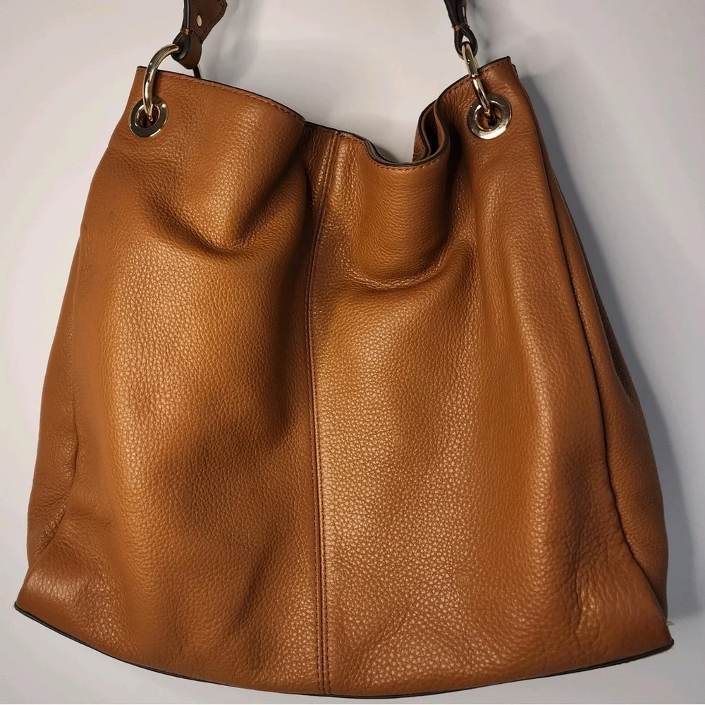 Vince Camuto Soft Genuine Pebbled Leather Large Hobo/Shoulder Bag - Picture 4 of 15